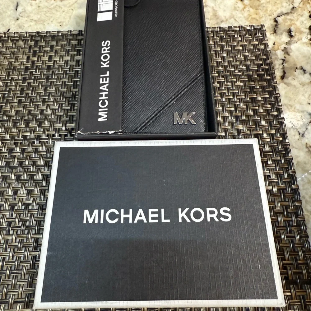 NWT Michael Kors Black Card Holder Bi Fold Soft Leather Wallet - Picture 7 of 10